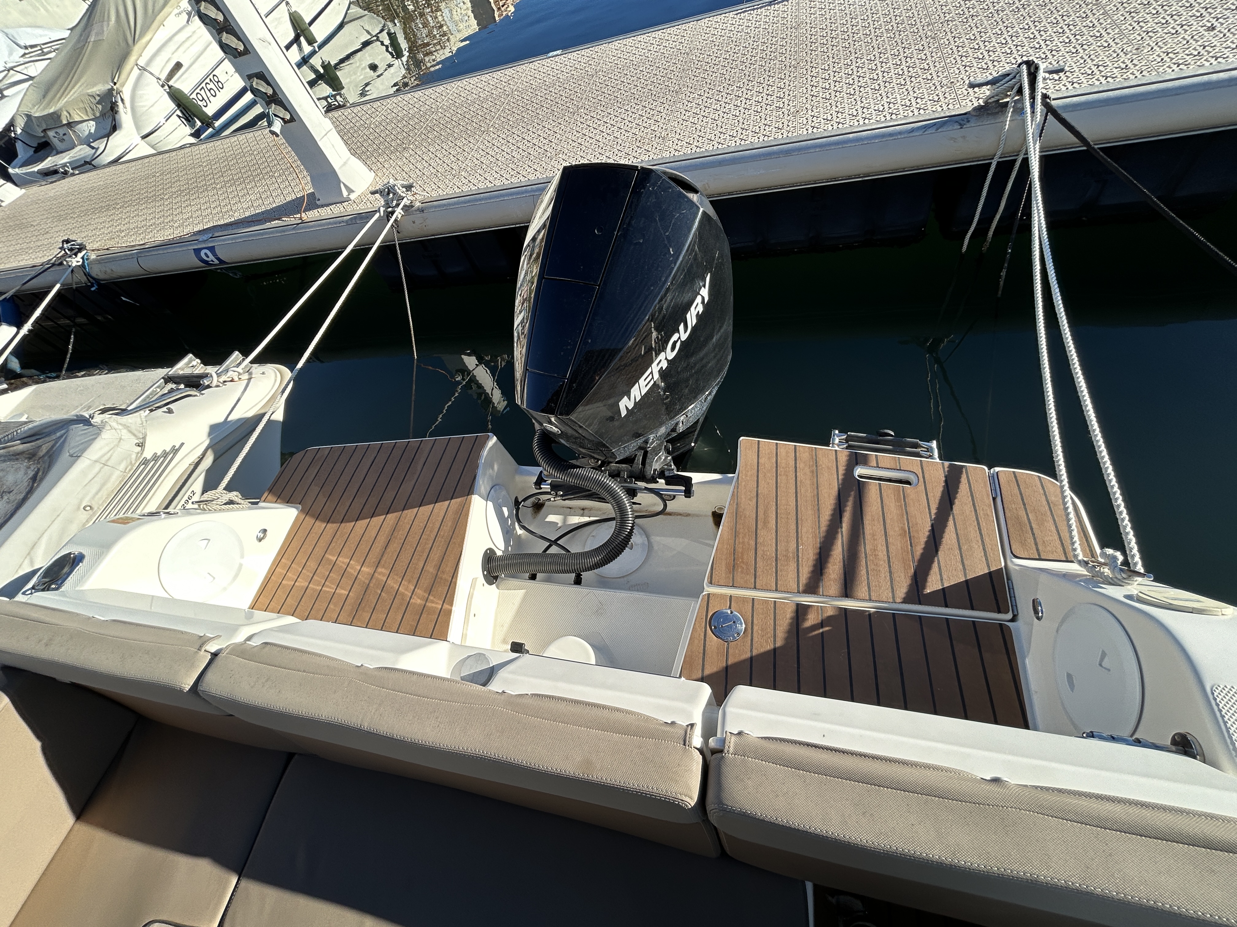 slider 5 Quicksilver Activ 755 Sundeck